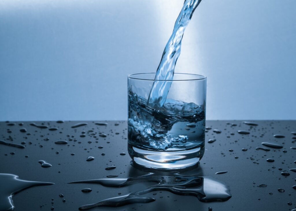 Bicchiere acqua